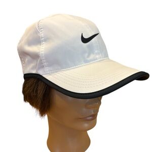 Nike Featherlite White Ball Cap